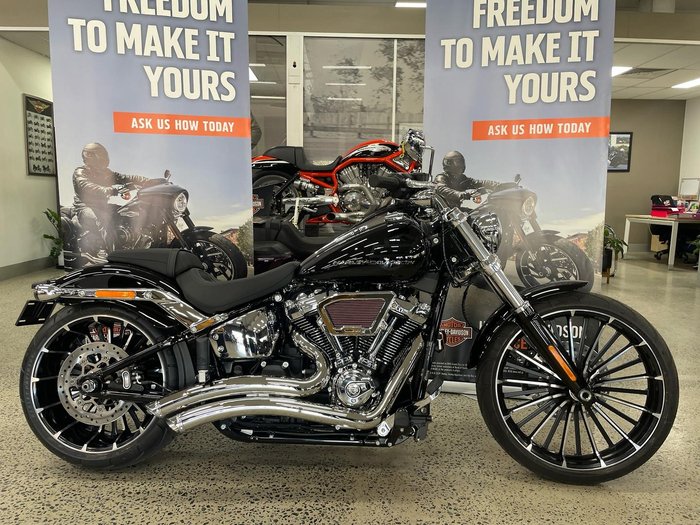 2025 Harley-Davidson Breakout 117 (FXBR) Softail Black
