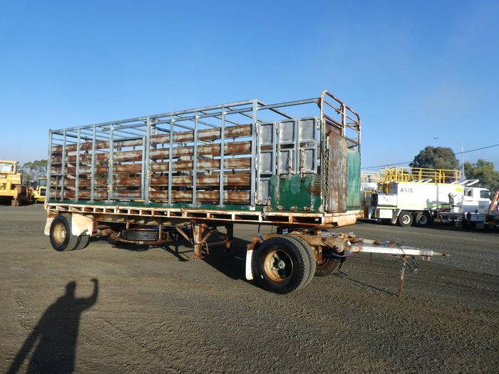 1985 FREIGHTER DOG TRAILER