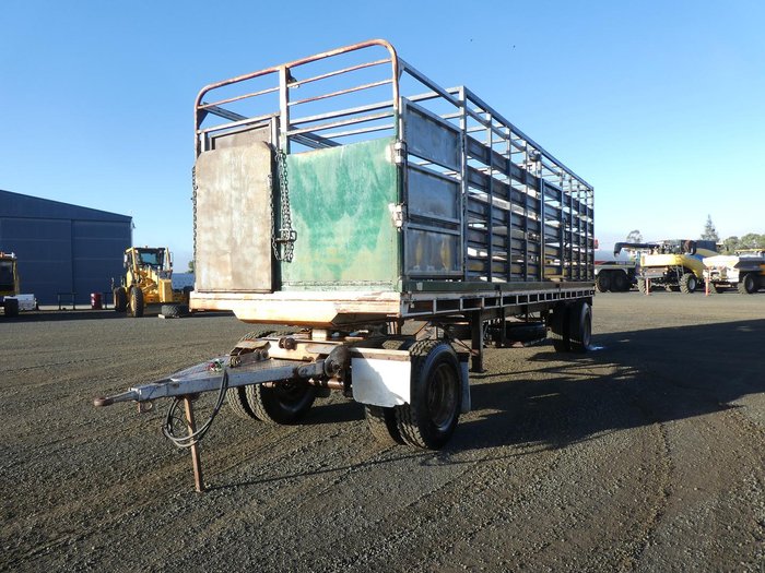 1985 FREIGHTER DOG TRAILER