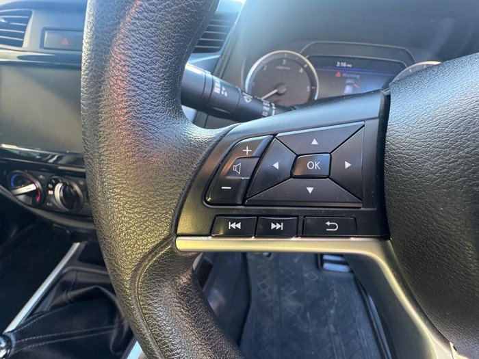 2022 Nissan Navara SL Warrior