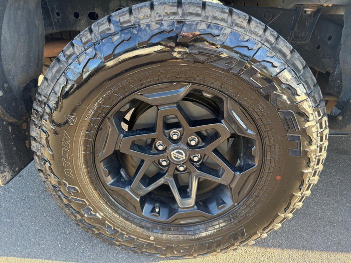 2022 Nissan Navara SL Warrior