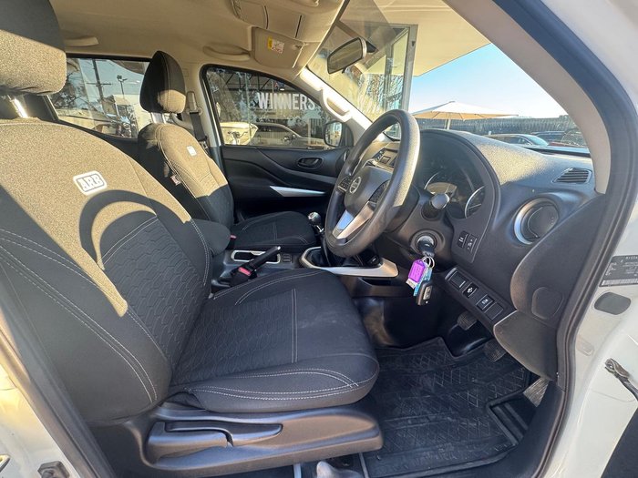 2022 Nissan Navara SL Warrior