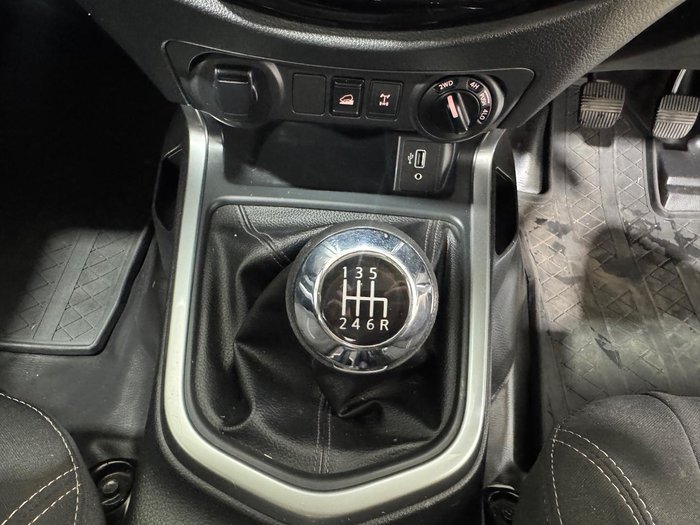 2022 Nissan Navara SL Warrior