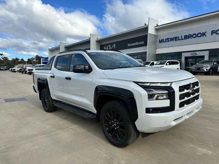2025 Mitsubishi Triton GSR