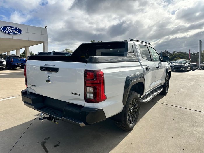 2025 Mitsubishi Triton GSR