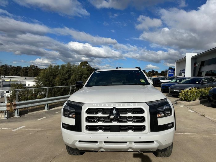 2025 Mitsubishi Triton GSR