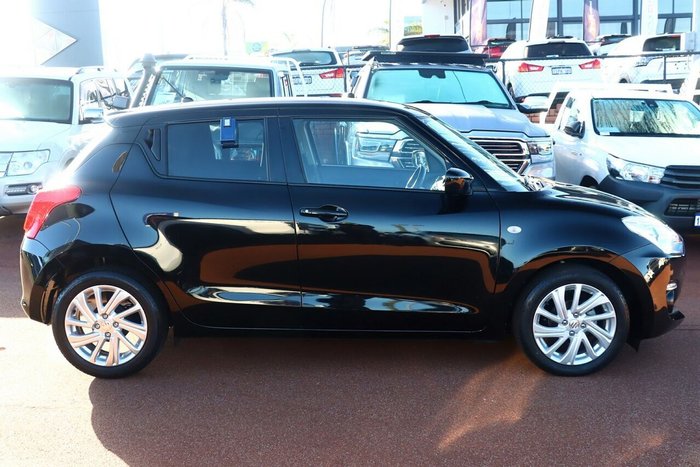 2021 Suzuki Swift GL Navigator