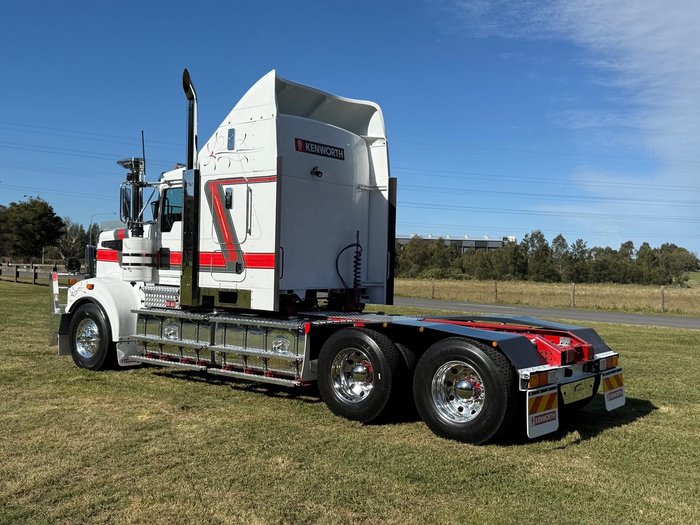 2018 Kenworth T909 NEW X15 CRATE ENGINE White