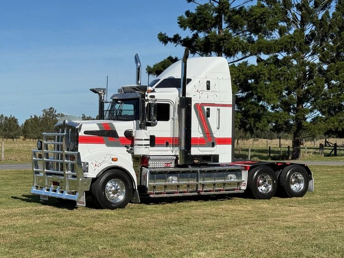 2018 Kenworth T909 NEW X15 CRATE ENGINE White