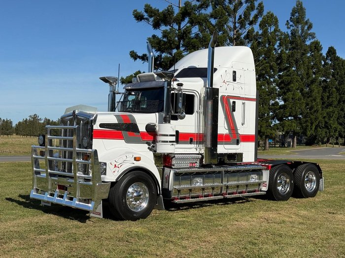 2018 Kenworth T909 NEW X15 CRATE ENGINE White