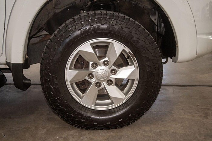 2017 Mitsubishi Triton GLX