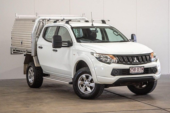2017 Mitsubishi Triton GLX