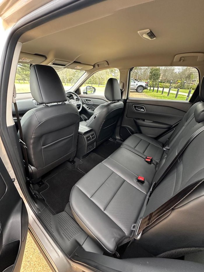 2024 Nissan X-TRAIL ST-L