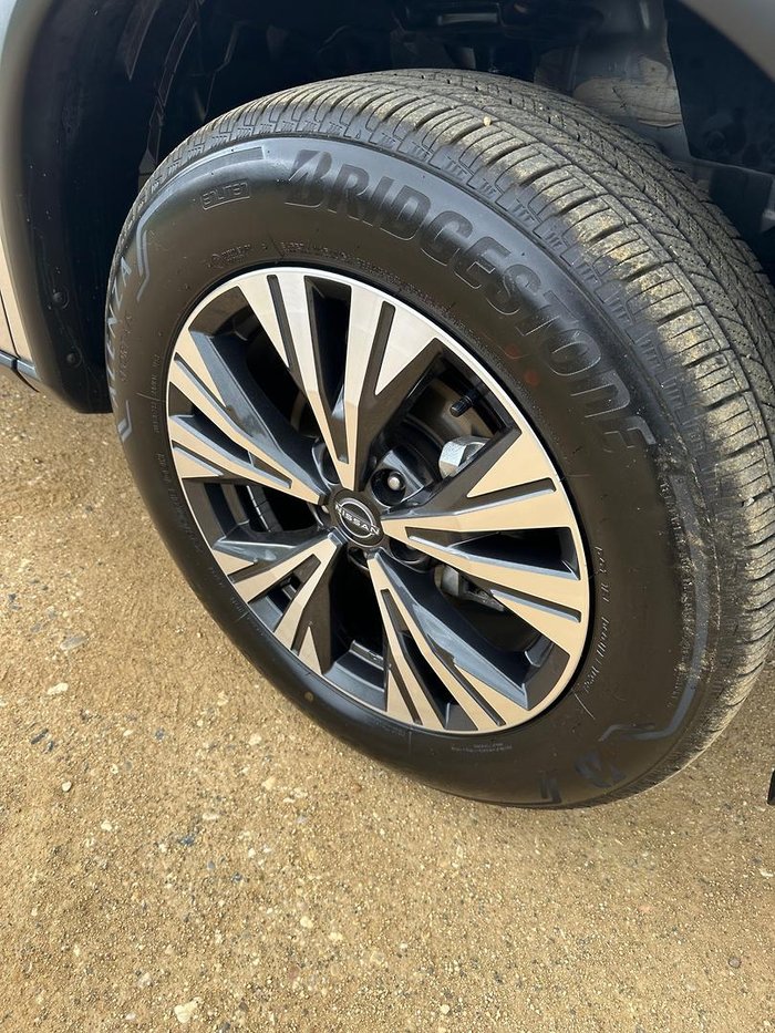 2024 Nissan X-TRAIL ST-L