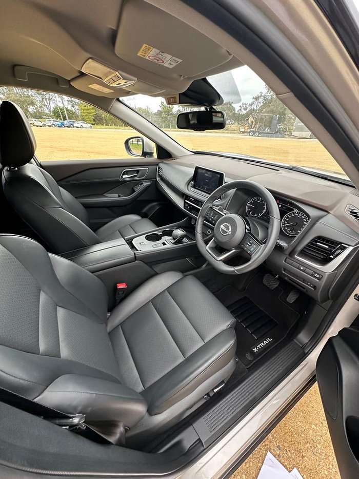 2024 Nissan X-TRAIL ST-L