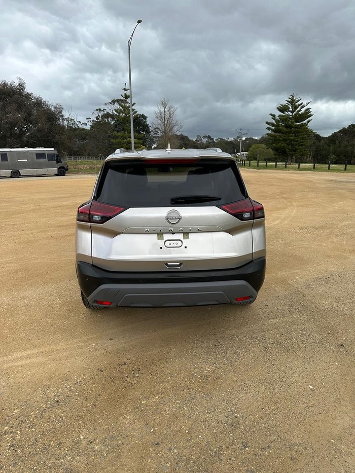 2024 Nissan X-TRAIL ST-L