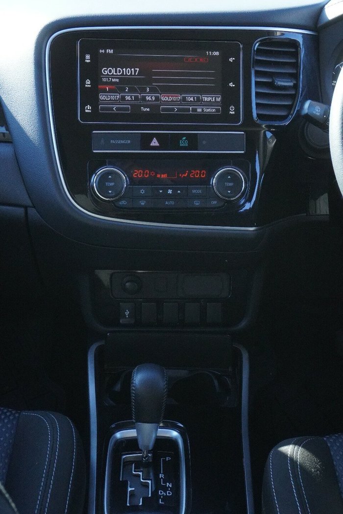 2018 Mitsubishi Outlander ES