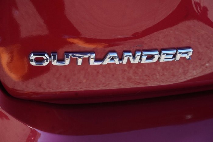 2018 Mitsubishi Outlander ES