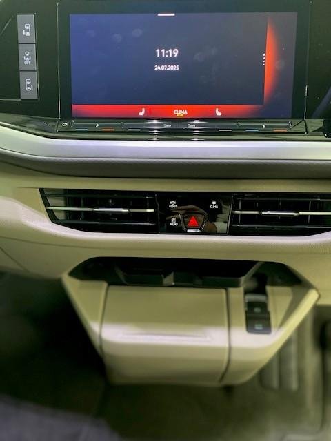 2025 Volkswagen Multivan TDI360 Life
