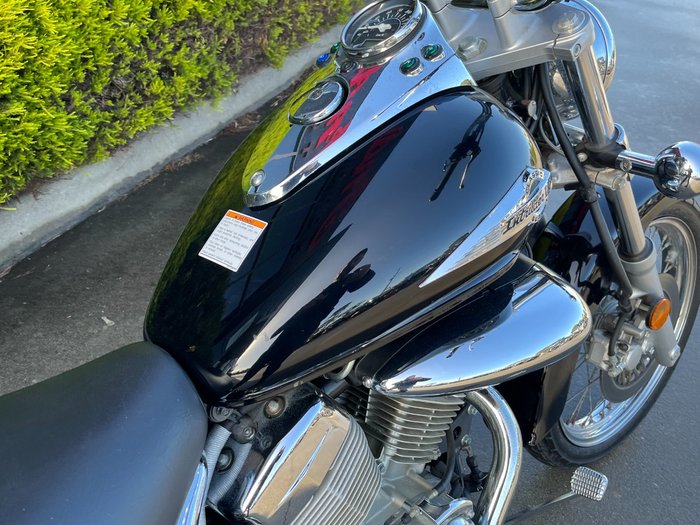 2014 Suzuki VL250 (LC250 INTRUDER) Black