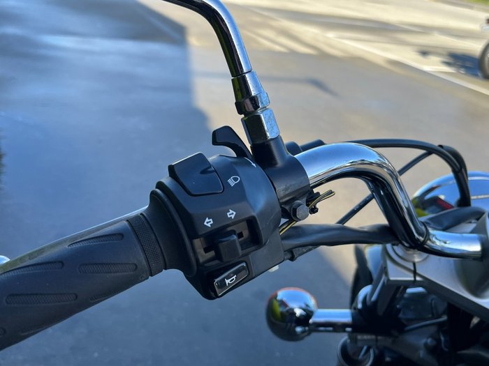 2014 Suzuki VL250 (LC250 INTRUDER) Black