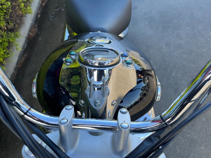 2014 Suzuki VL250 (LC250 INTRUDER) Black