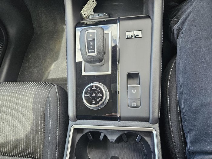 2024 Mitsubishi Outlander PHEV ES