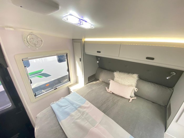 2025 JB Caravans Gator X 17'10 Fd Cafe Full Offroad