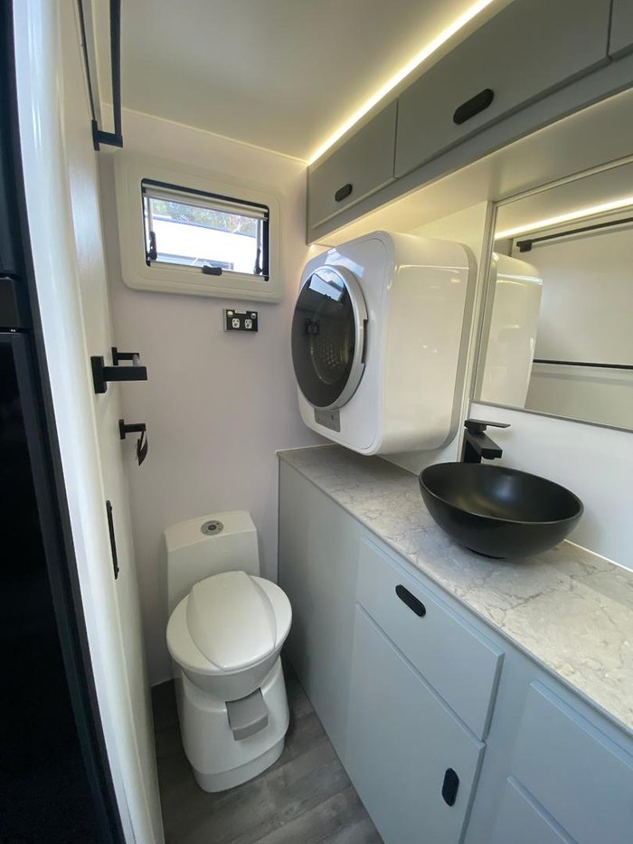 2025 JB Caravans Gator X 17'10 Fd Cafe Full Offroad