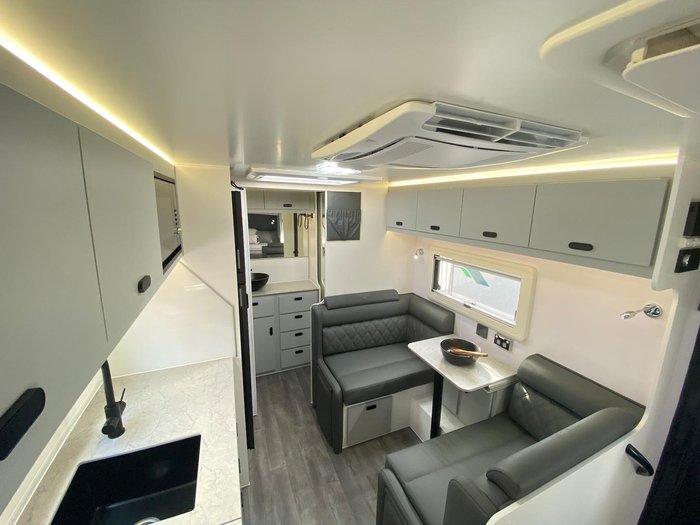 2025 JB Caravans Gator X 17'10 Fd Cafe Full Offroad