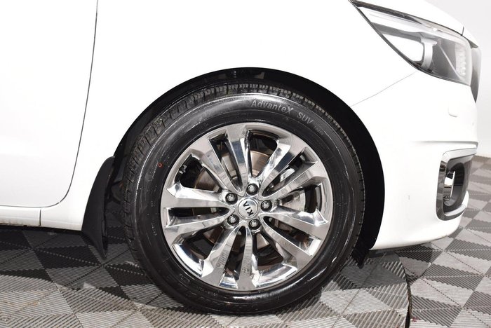 2017 Kia Carnival Platinum