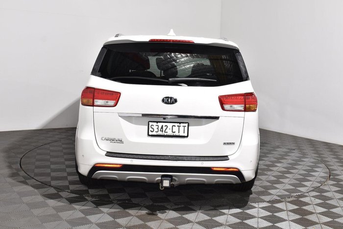 2017 Kia Carnival Platinum