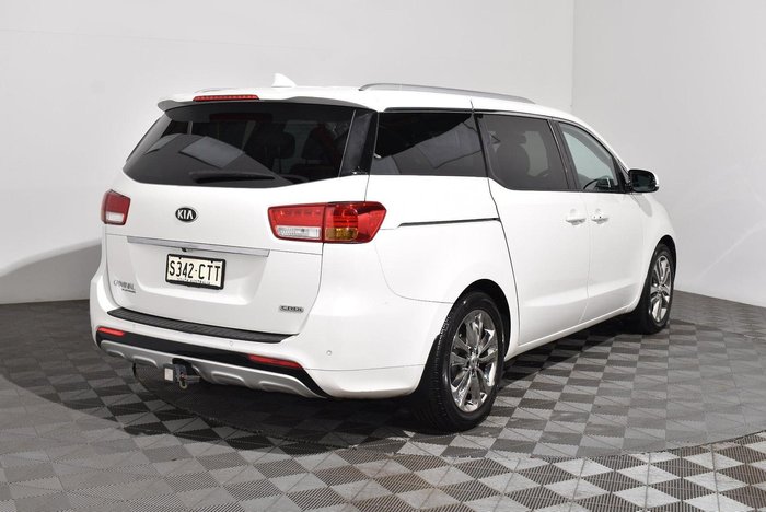 2017 Kia Carnival Platinum