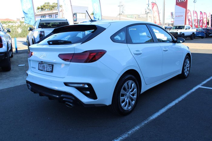 2024 Kia Cerato S