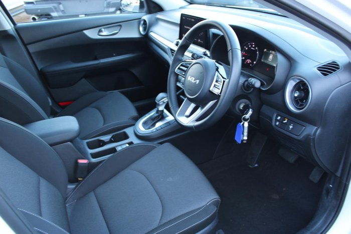 2024 Kia Cerato S