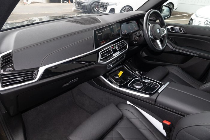 2023 BMW X5 xDrive40i M Sport