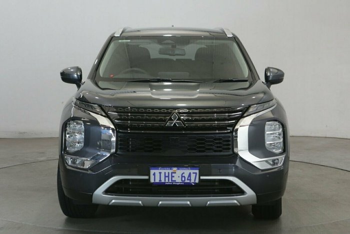 2024 Mitsubishi Outlander LS