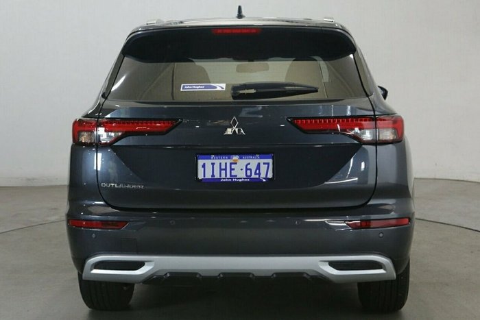 2024 Mitsubishi Outlander LS