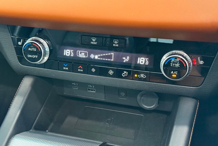 2022 Mitsubishi Outlander PHEV Exceed Tourer