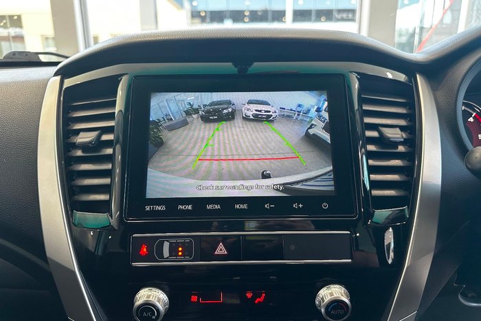 2020 Mitsubishi Pajero Sport GLX