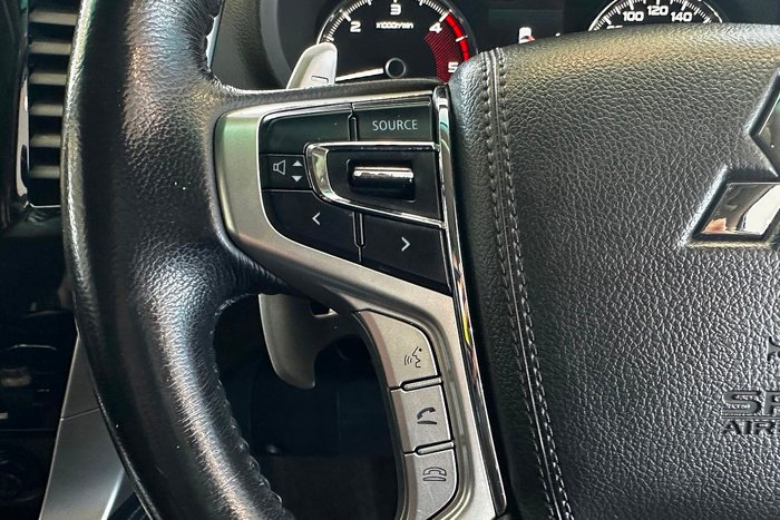 2020 Mitsubishi Pajero Sport GLX