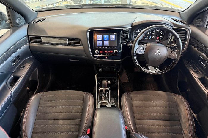 2019 Mitsubishi Outlander Black Edition
