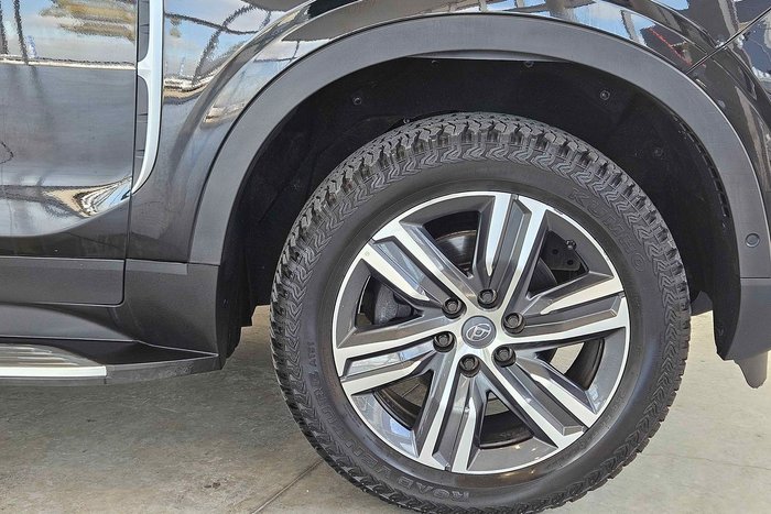 2022 LDV D90 Executive