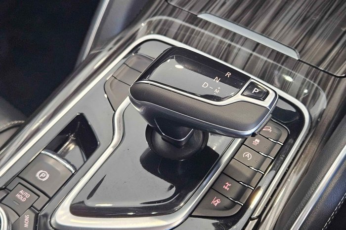 2022 LDV D90 Executive