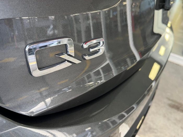 2022 Audi Q3 35 TFSI S line