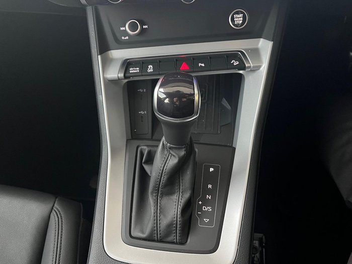 2022 Audi Q3 35 TFSI S line