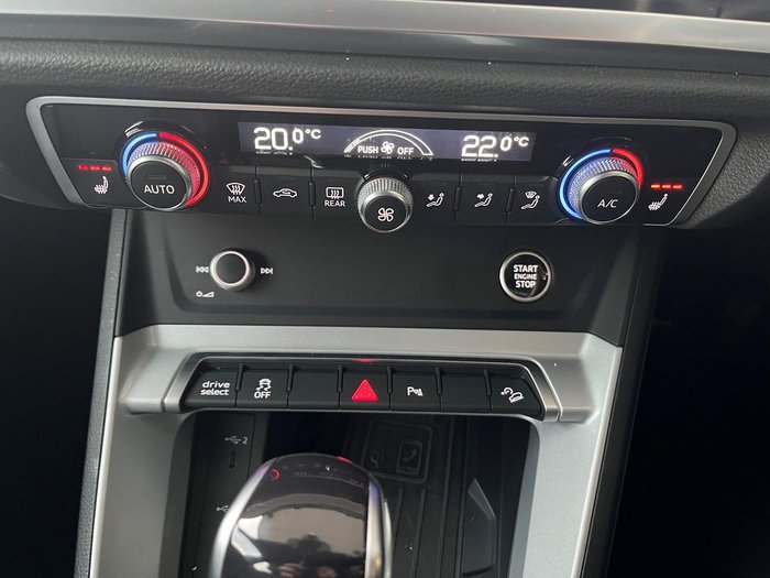 2022 Audi Q3 35 TFSI S line