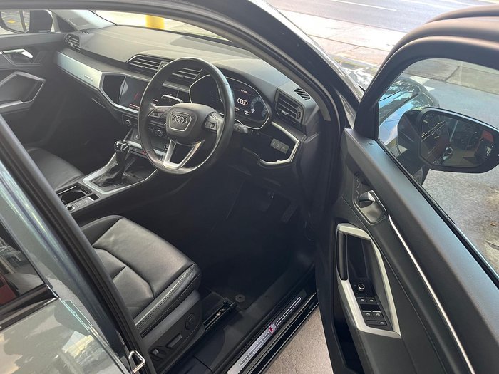 2022 Audi Q3 35 TFSI S line