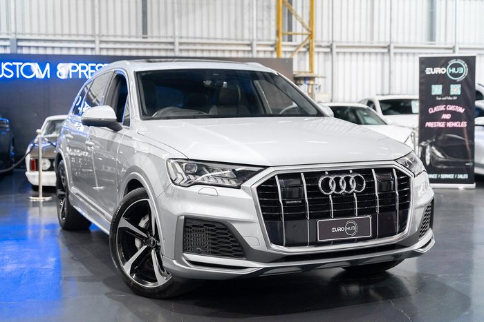 2023 Audi Q7 55 TFSI S line