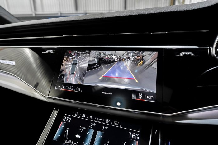 2023 Audi Q7 55 TFSI S line